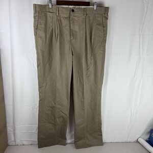 Eddie‎ Bauer Mens 40W 32L Khaki Relaxed Fit Pleated Pants